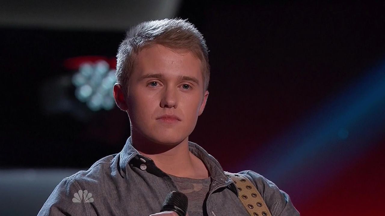 Corey Kent White sings 'Chicken Fried'