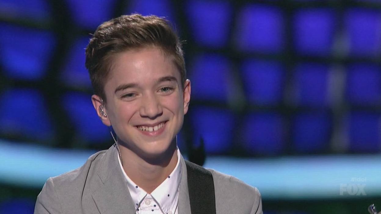 Daniel Seavey sings 'Happy' on American Idol