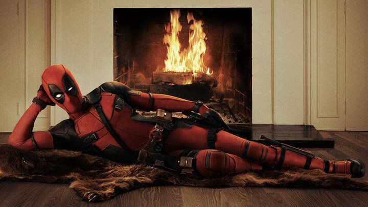 First Look- Ryan Reynolds In Official Deadpool Costume And He's Sexy As (PHOTO)