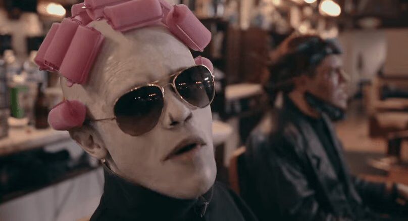Harry Potter does 'Uptown Funk'- Lord Voldemort with Pink Rollers! (VIDEO)