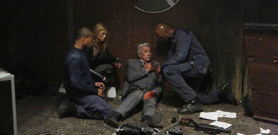 Marvel's Agents of S.H.I.E.L.D - One Door Closes