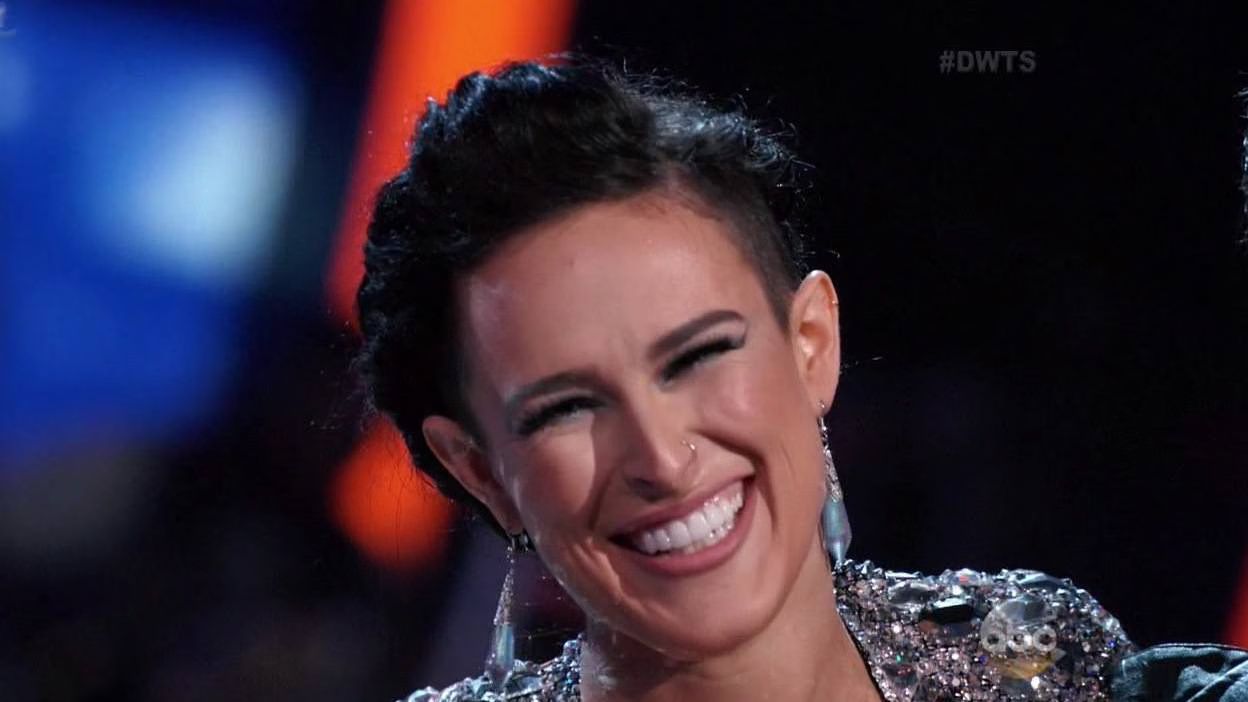 Rumer Willis and Val Chmerkovskiy dance Cha Cha Cha