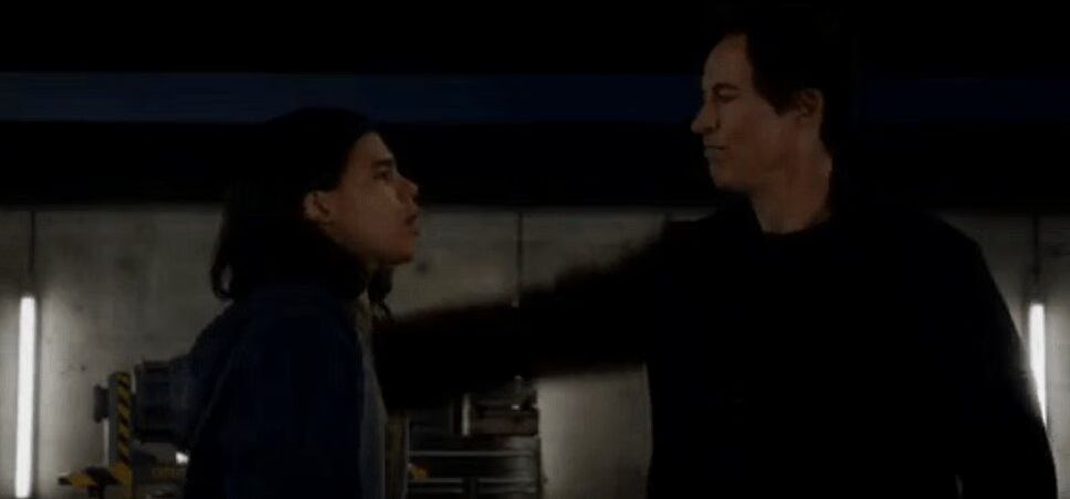 The Flash - Dr. Wells kills Cisco