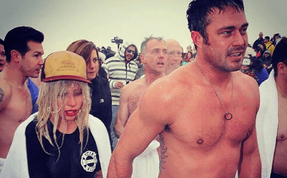 Vince Vaughn, Lady Gaga and Taylor Kinney Take Polar Plunge in Chicago (PHOTOS + VIDEO)