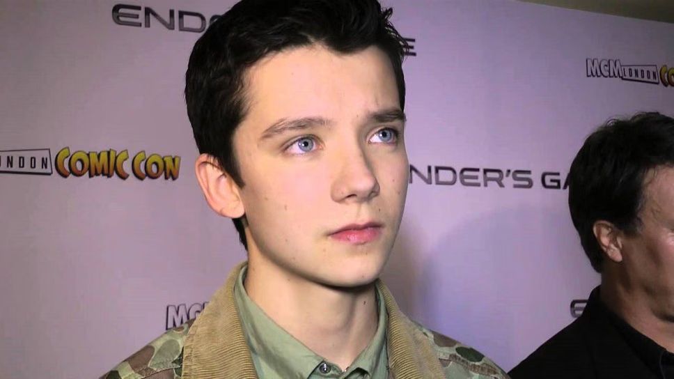 Asa Butterfield Is Now Marvel's Top Pick for Spider-Man
