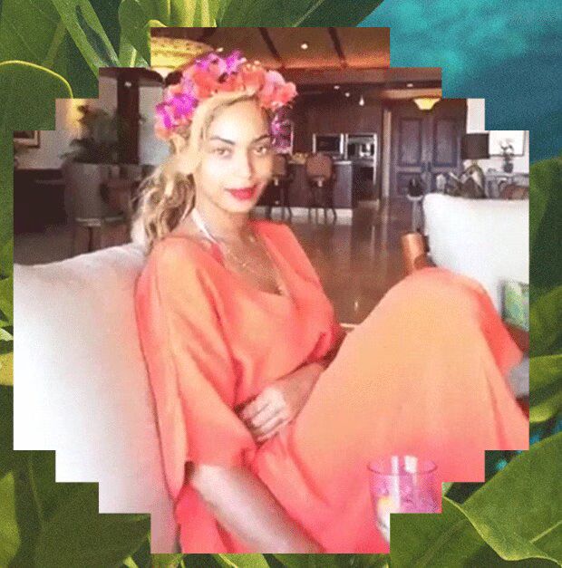 Beyonce Posts Her Vacation Photos Orange Flowers