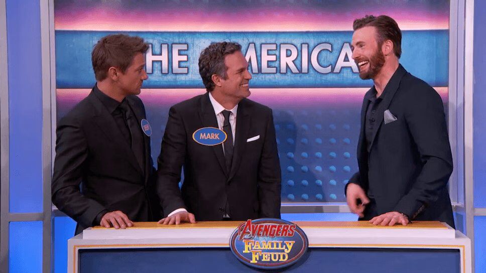Jeremy Renner, Mark Ruffalo, Chris Evans Avengers Family Feud