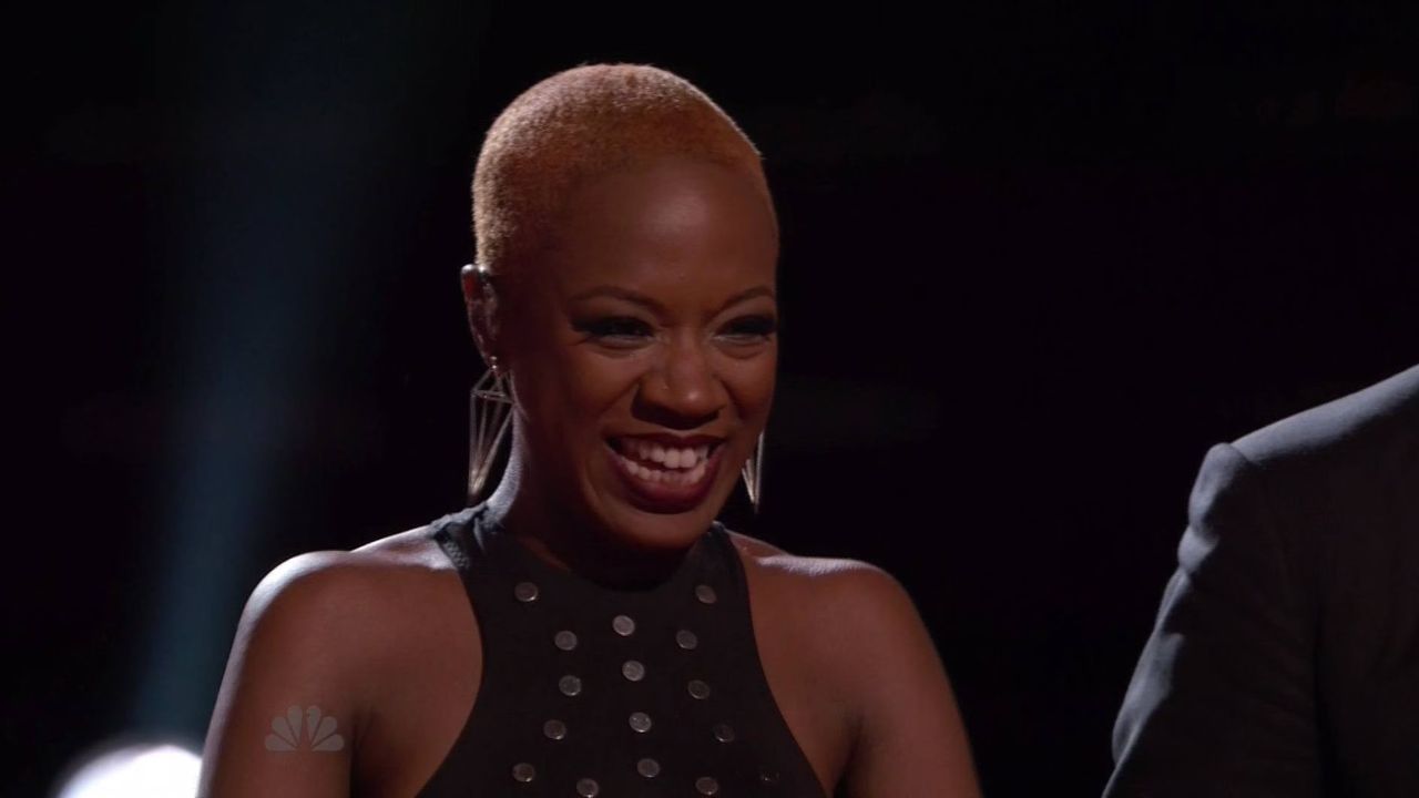 Kimberly Nichole sings Fantasia-esque 'What's Up' on The Voice 2015