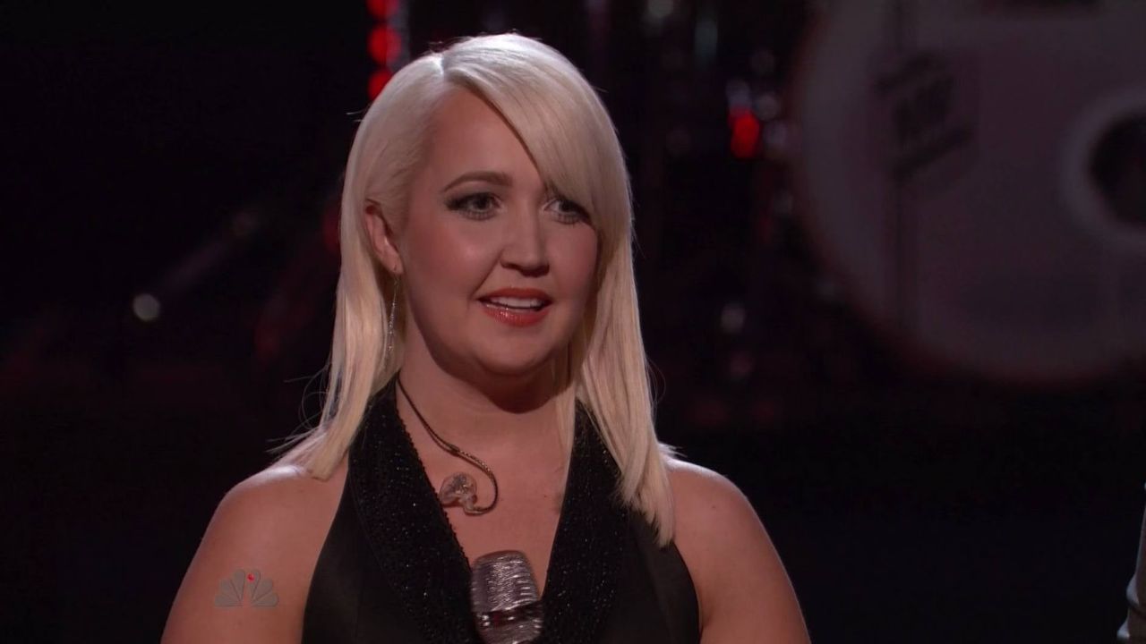 Meghan Linsey sings 'Home' on The Voice 2015 Top 10 (VIDEO)