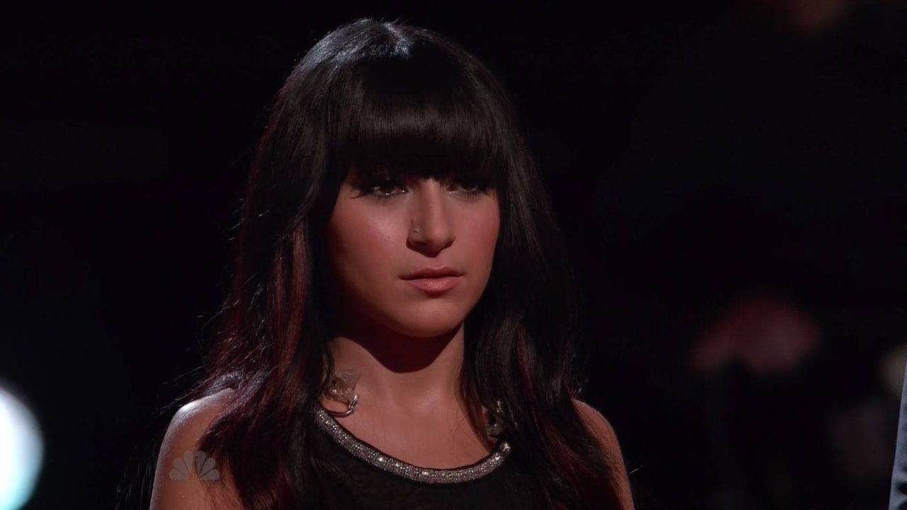 Mia Z sings 'Miss You' on The Voice 2015 Top 12 (VIDEO)