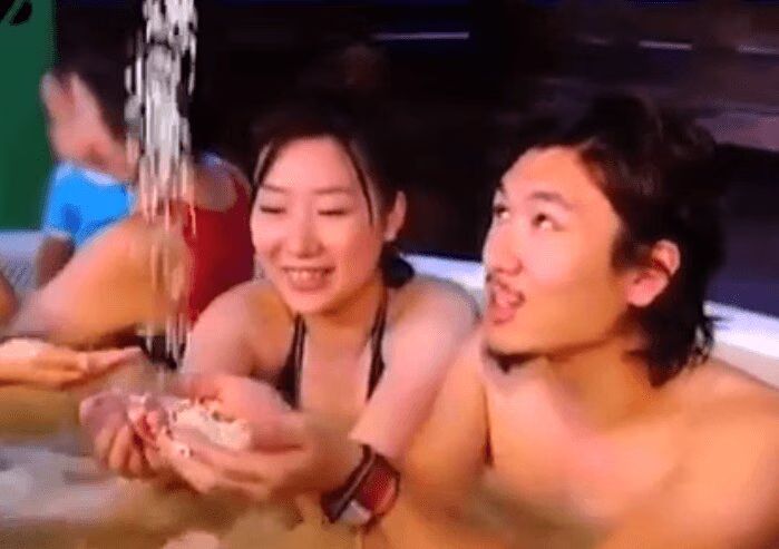 'Ramen Spa' opens in Japan for those desperate to take a BATH in Ramen (VIDEO)