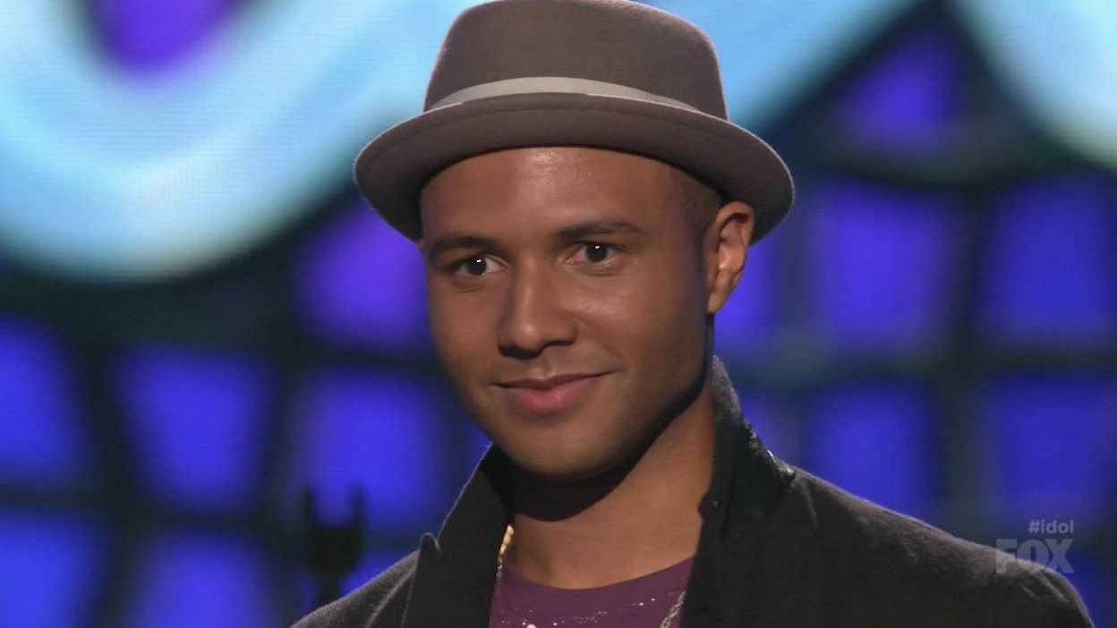 Rayvon Owen brings the gravy in 'Set Fire To The Rain' on American Idol Top 7