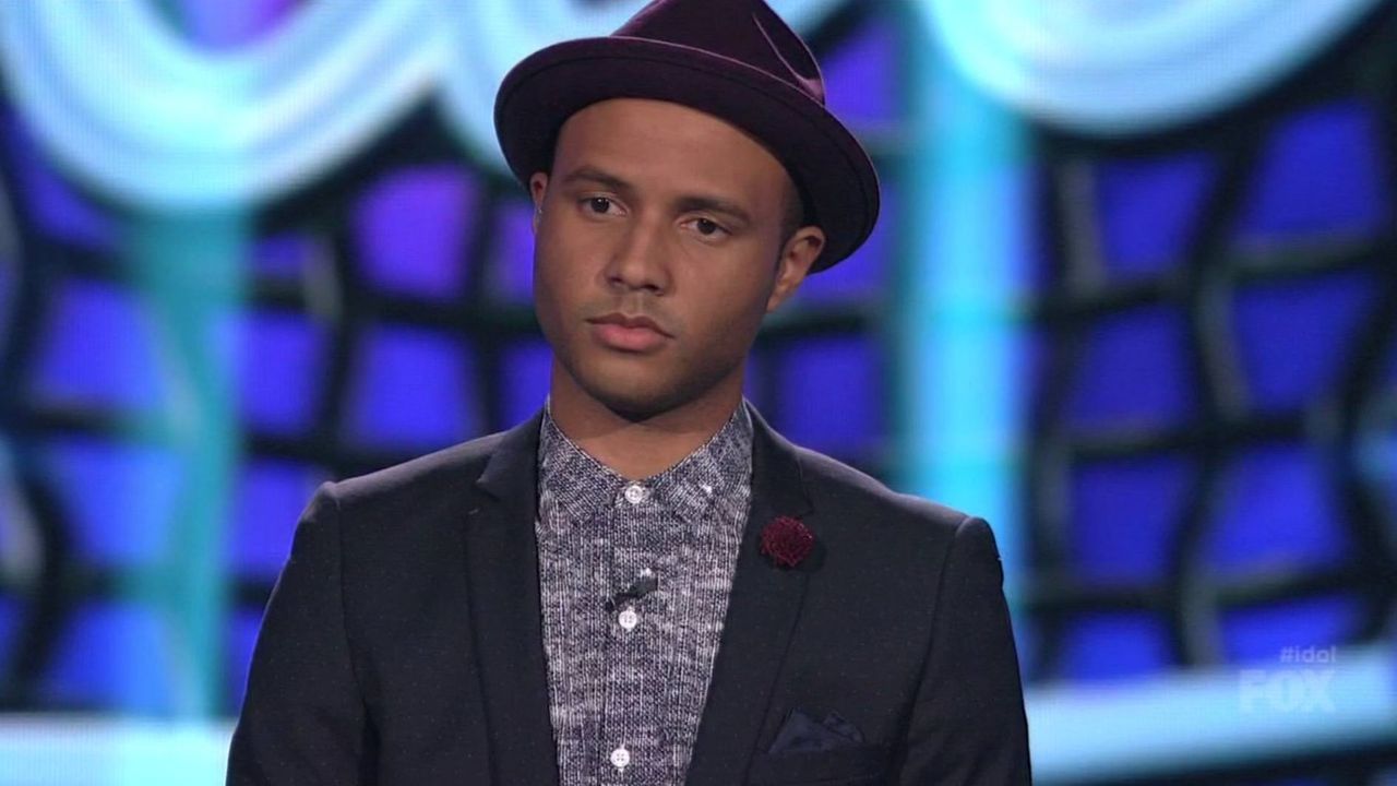 Rayvon Owen sings 'Since U Been Gone'