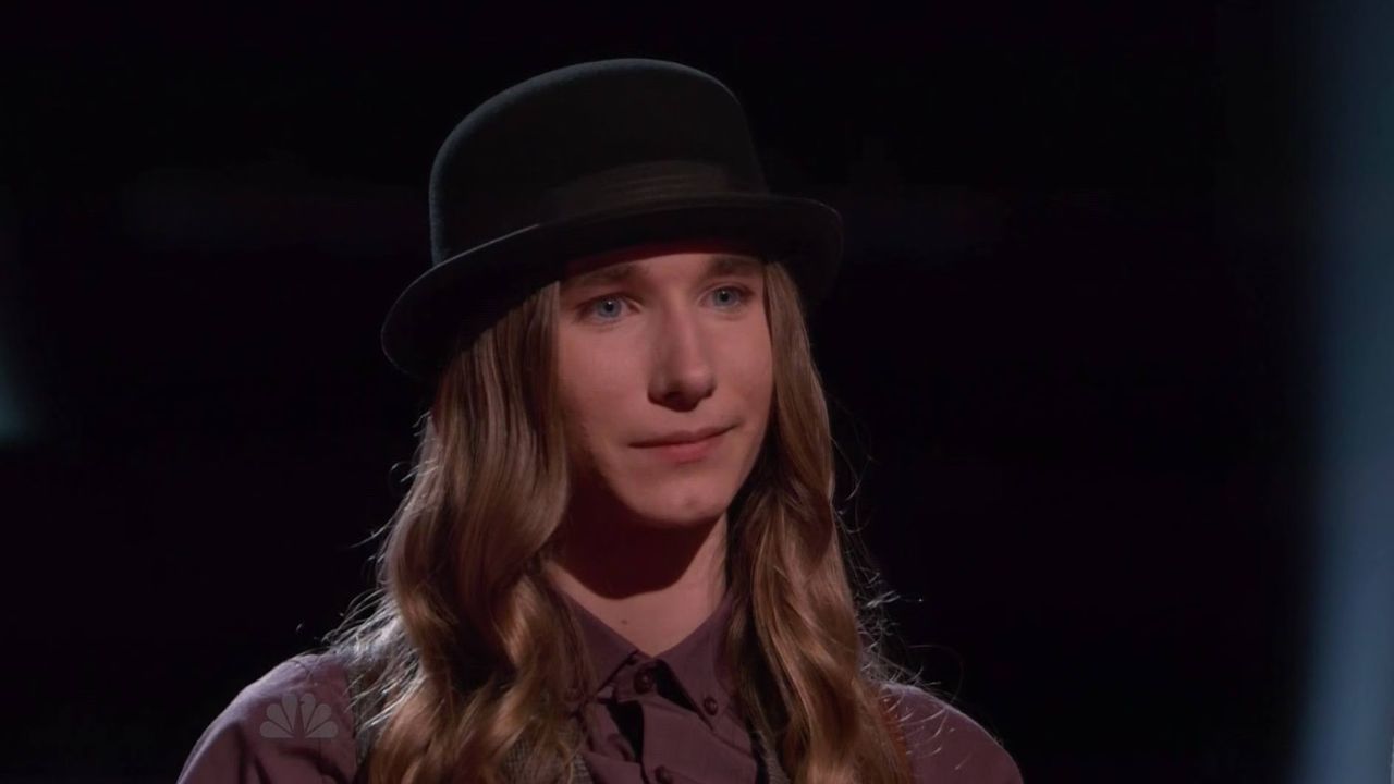 Sawyer Fredericks sings 'Iris' on The Voice 2015 Top 10 (VIDEO)