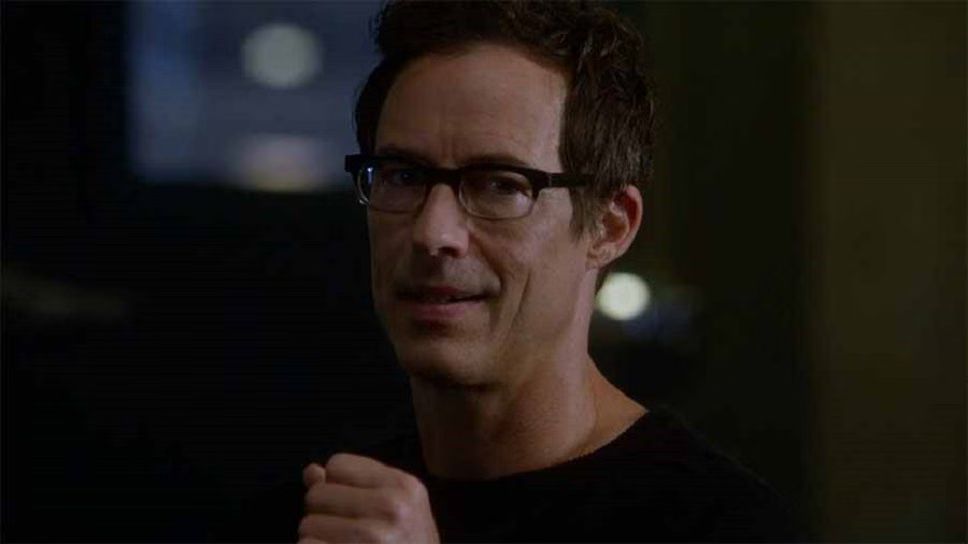The Flash - Episode 19 - Who Is Harrison Wells