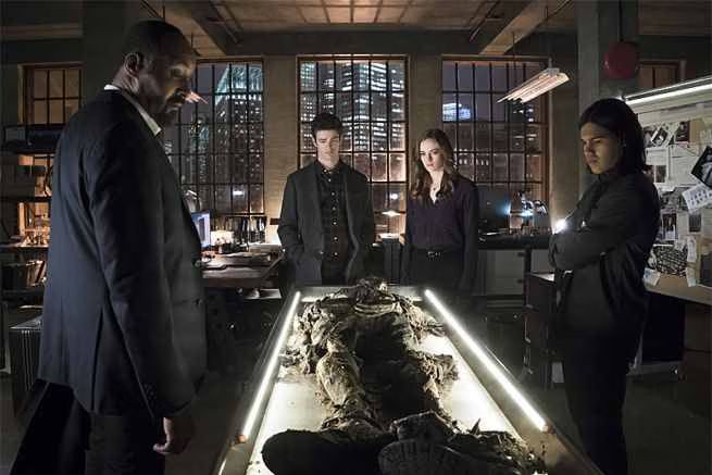 The Flash - Recap and Review - Episode 19 - Who Is Harrison Wells