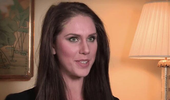 YouTube Star Reveals Her Two Vajayjays (VIDEO)
