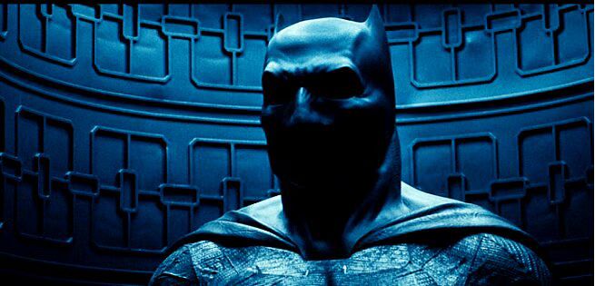 Zack Snyder teases 'Batman v Superman' in IMAX (VIDEO)