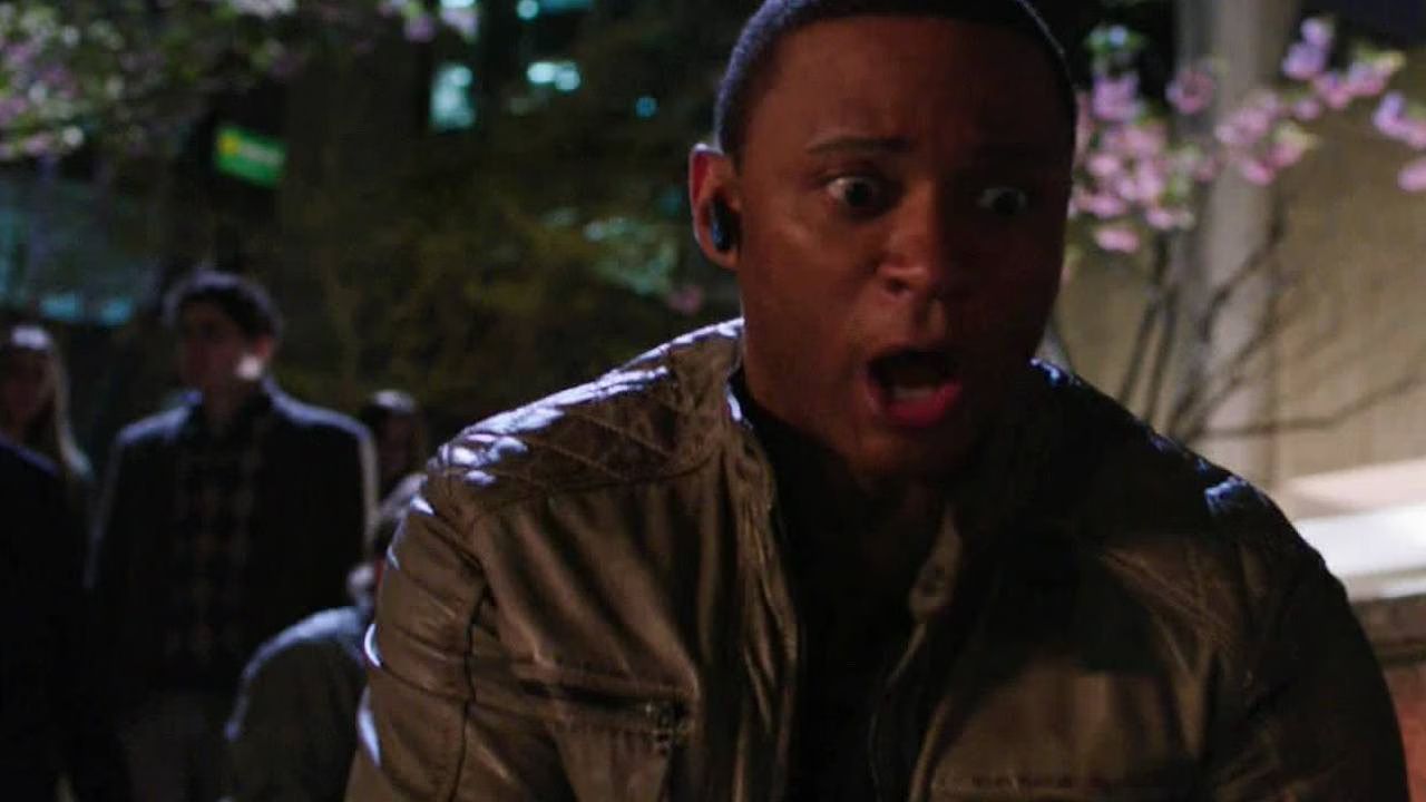 'Arrow' Preview- My Name is Oliver Queen (VIDEO)