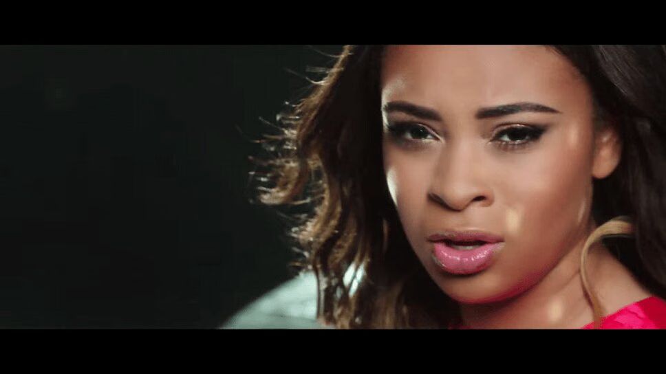 Koryn Hawthorne releases 'Bright Fire' music video
