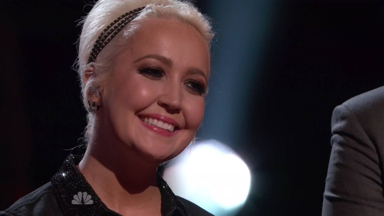 Meghan Linsey sings 'Tennessee Whiskey' on The Voice 2015 Semi-Final (VIDEO)