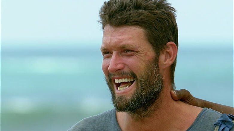 Mike Holloway wins Survivor Worlds Apart