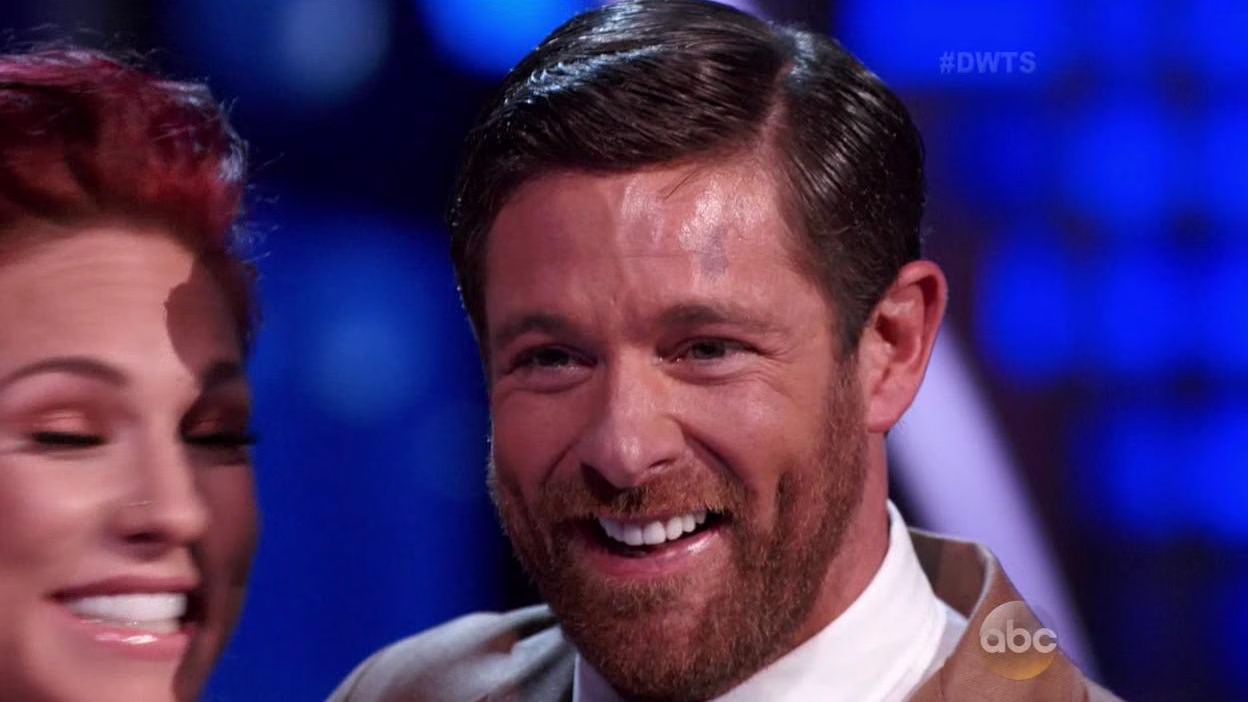 Noah Galloway Perfect 10 Marriage Proposal After Dancing Viennese Waltz (VIDEO)