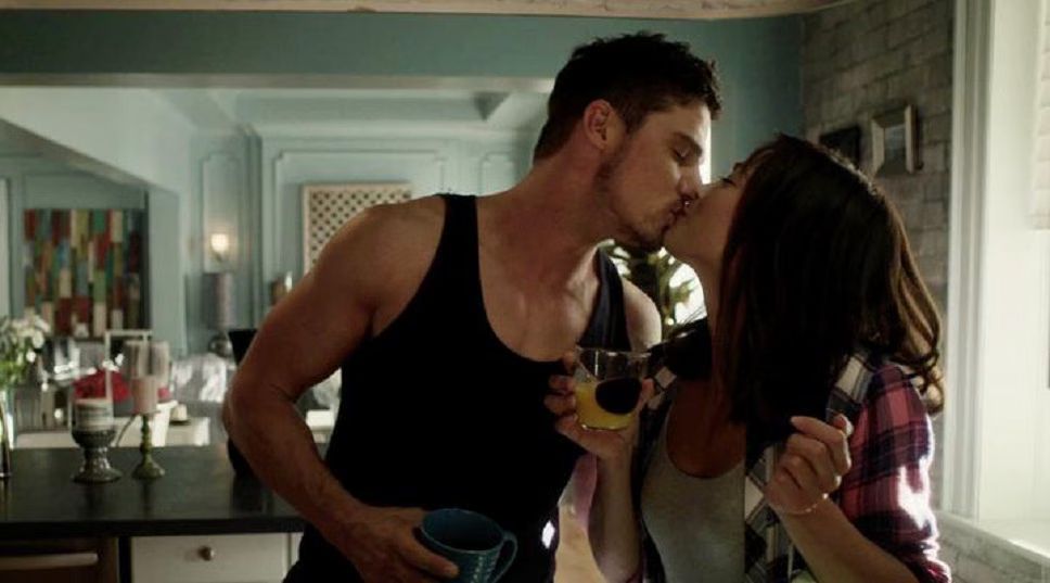 Recap and review of Beauty and the Beast - Season 3 Premiere - The Beast of Wall Street