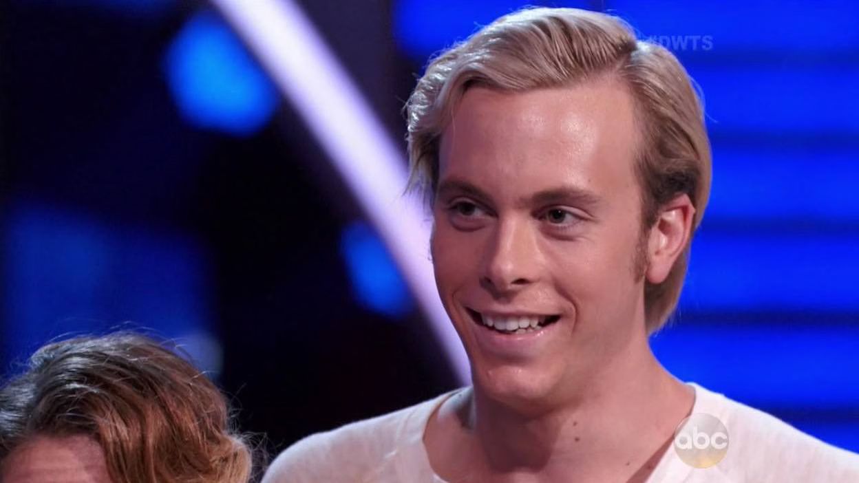 Riker Lynch and Allison Holker dance PERFECT Contemporary