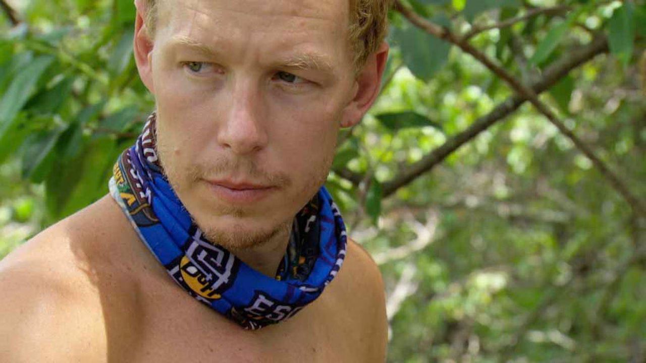 Survivor Worlds Apart - Episode 12 - Recap and Review - Holding On For Dear Life