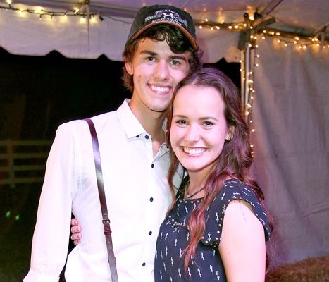 Duck Dynasty's 19-Year-Old John Luke Robinson Marries Teenage Girlfriend