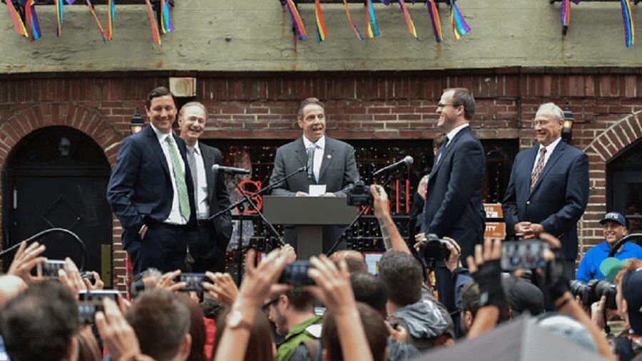 Governor Cuomo officiates gay wedding