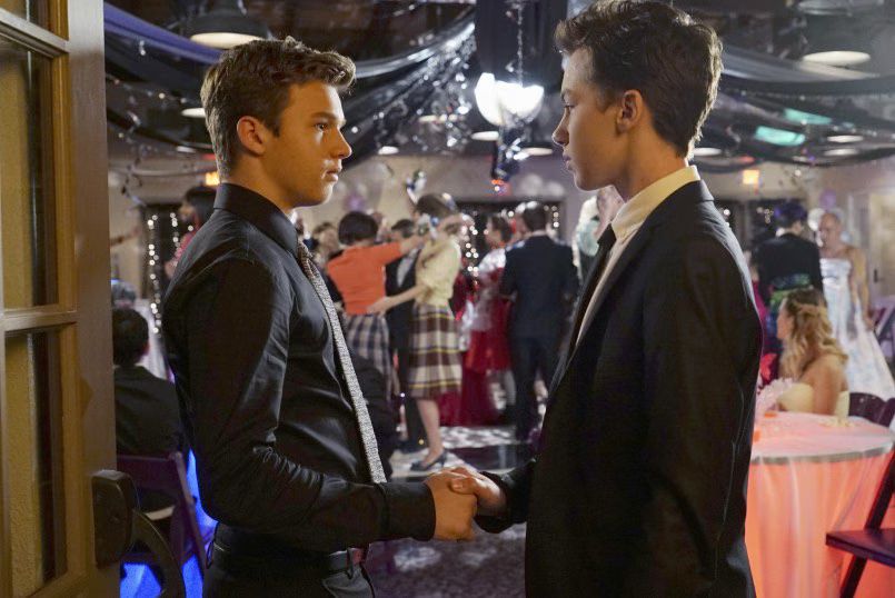Jude and Connor attend LGBTQ Prom on The Fosters