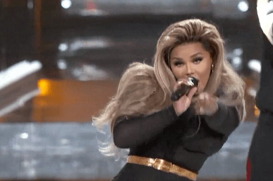 Lil Kim Rises Like a Phoenix at BET Awards Bad Boy Records Reunion (VIDEO)