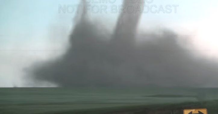 Tornadoes Damage 25 Homes in Colorado (VIDEO)