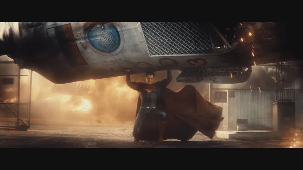 'Batman v Superman Dawn of Justice' Comic Con Trailer Pits God vs. Man (VIDEO)