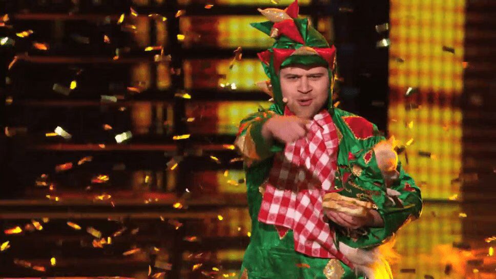 Piff the Magic Dragon Gets Golden Buzzer, Kisses Heidi Klum on America's Got Talent 10 (VIDEO)