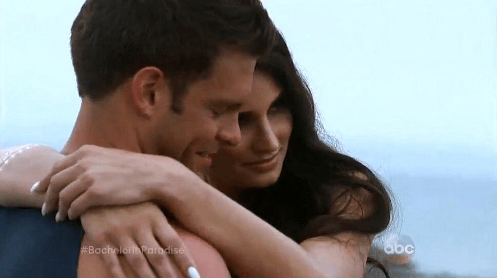 Bachelor In Paradise - Live Blog and Recap - Episode 5 (VIDEO)