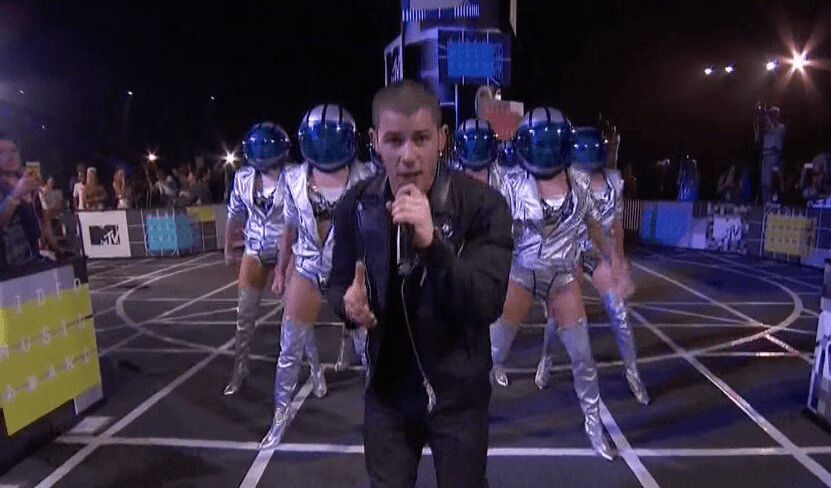 Nick Jonas Debuts 'Levels' Live at MTV VMAs