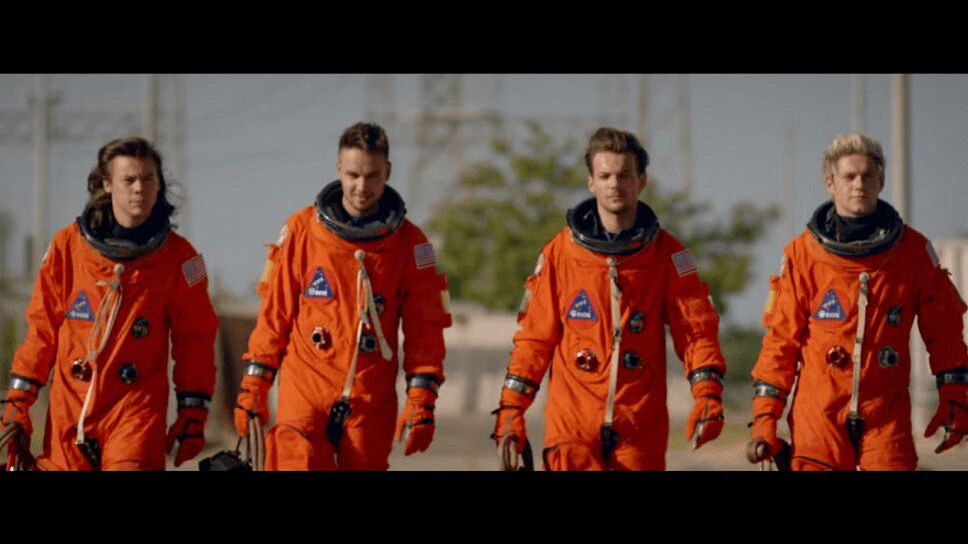One Direction Heads to Space in 'Drag Me Down' Music Video