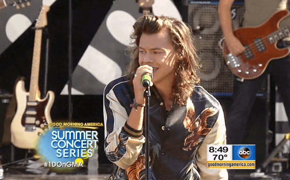 One Direction Performs Drag Me Down On Tv For First Time Ever On 'GMA'