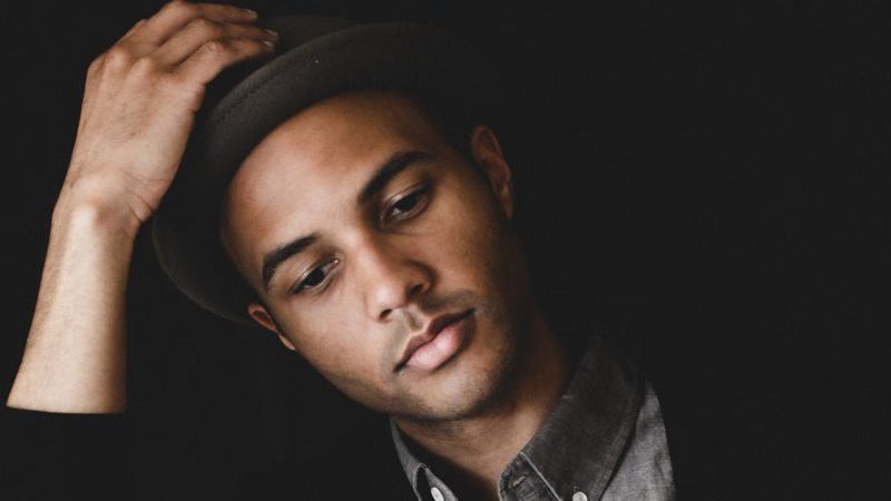 'American Idol' Star Rayvon Owen Releases 'Air' EP Featuring Candice Glover (Exclusive First Listen)