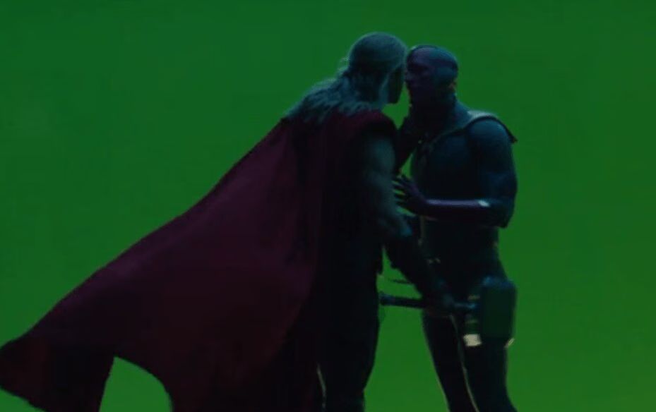 Chris Hemsworth's Thor and Vision Kiss In 'Age oF Ultron' Blooper Reel (VIDEO)