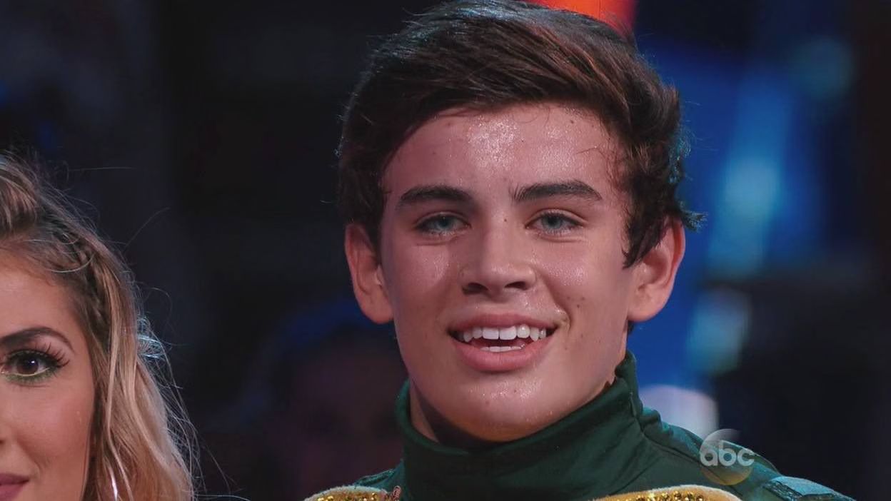 Hayes Grier and Emma Slater dance 'Ninja Turtle' Jive