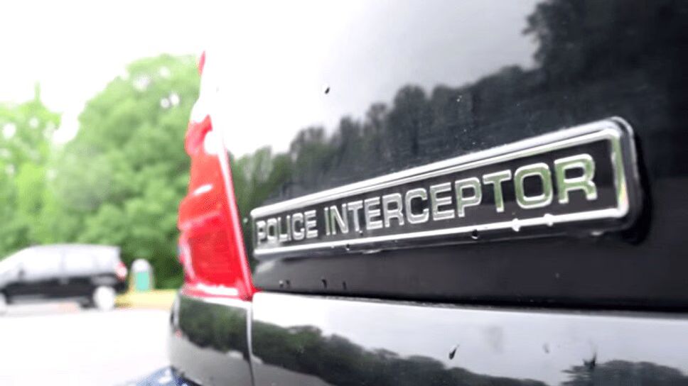 Insane Review Pokes Fun at Police Cars, and Civilians Who Drive Them (VIDEO)
