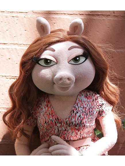 Meet Kermit The Frog's New Girlfriend Denise