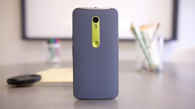 Moto X Pure 2015 Is The Best New Under $400 Smartphone Ever (REVIEW)