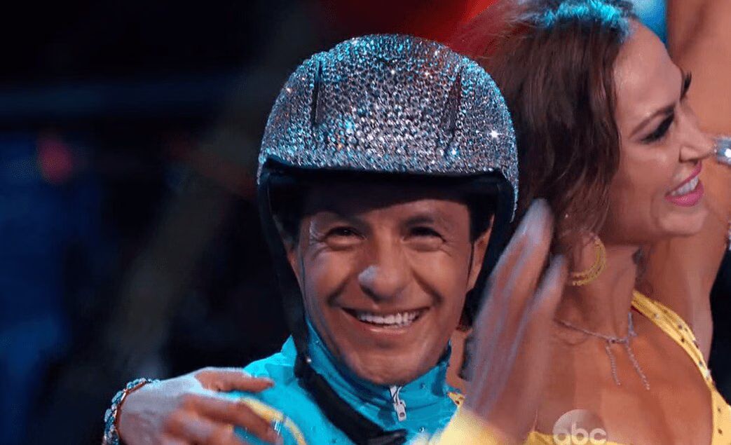 Victor Espinoza and Karina Smirnoff dance Salsa on DWTS Premiere (VIDEO)