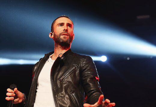 Adam Levine and Maroon 5 In Talks For Super Bowl 50 Halftime Show