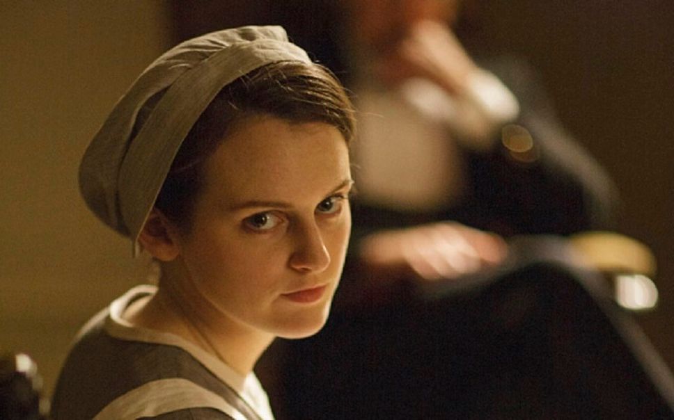 'Downton Abbey' Series 6 Episode 4 Review Crazy Daisy, Evil Thomas, and a Familiar Face FTW!
